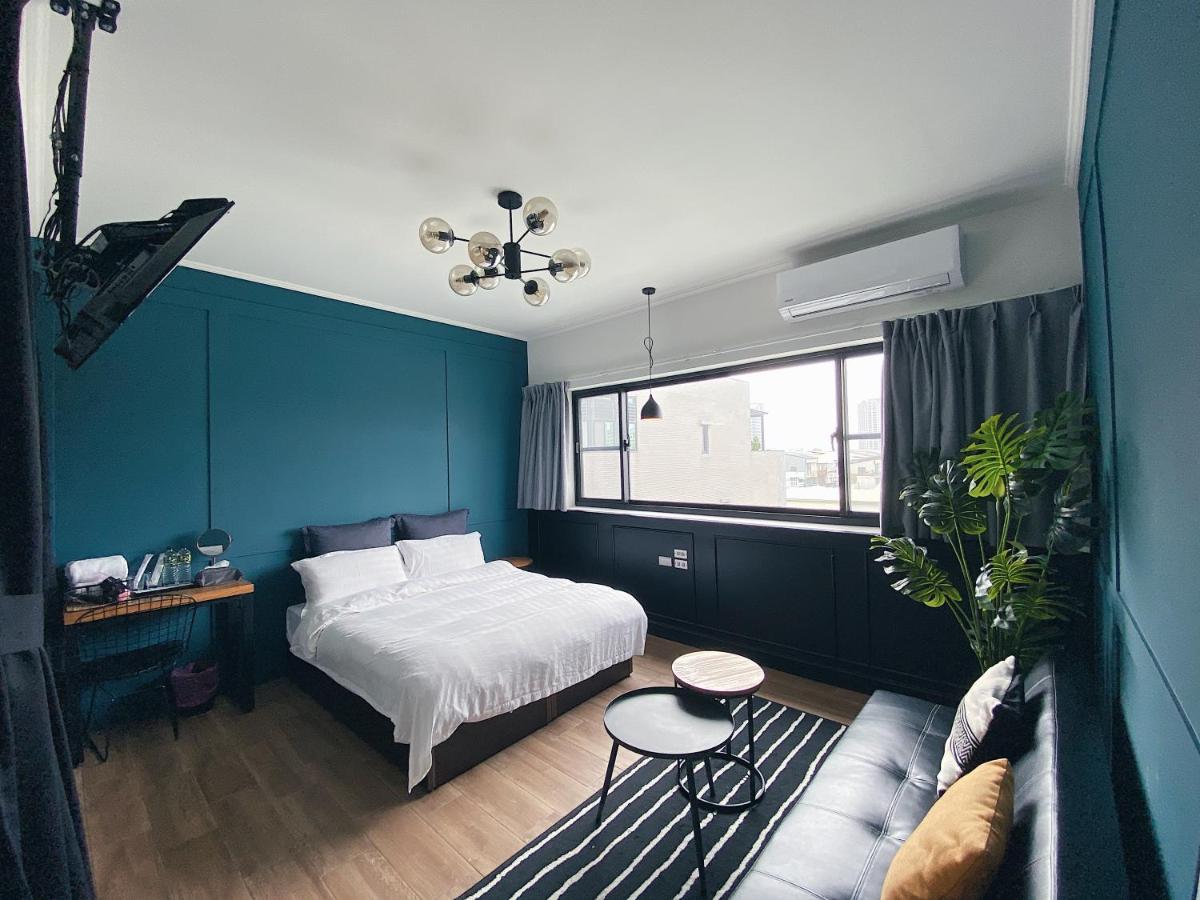 The Gatsby Apartment Tainan Exterior photo